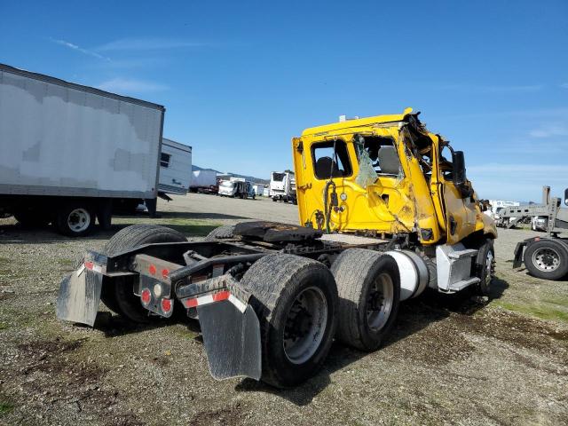 1FUJGEDV6DLBU6809 - 2013 FREIGHTLINER CASCADIA 1 YELLOW photo 4