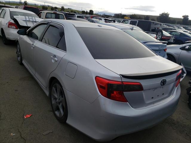 4T1BF1FK7EU774182 - 2014 TOYOTA CAMRY L SILVER photo 2