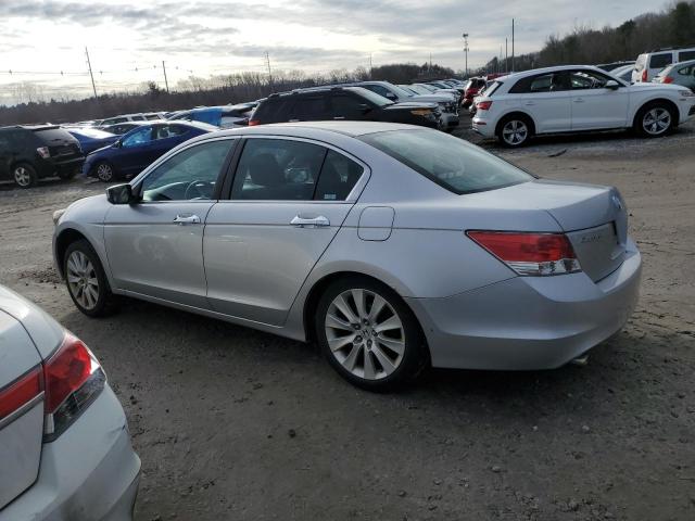 1HGCP36708A043629 - 2008 HONDA ACCORD EX SILVER photo 2