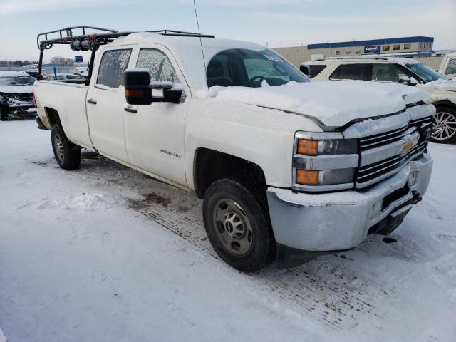 1GC1KUEG9JF174692 - 2018 CHEVROLET K2500 SILV K2500 HEAVY DUTY WHITE photo 4