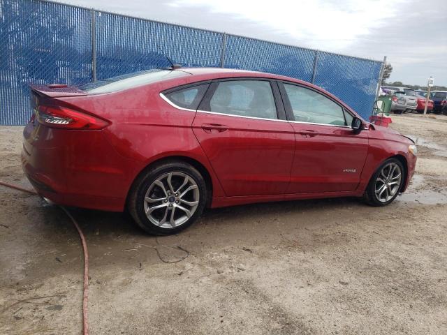 3FA6P0LU2HR392811 - 2017 FORD FUSION SE HYBRID RED photo 3