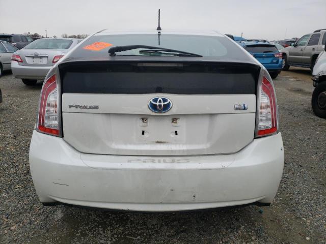 JTDKN3DU3D5695446 - 2013 TOYOTA PRIUS WHITE photo 6