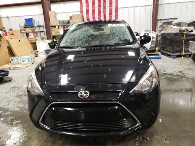 3MYDLBZVXGY137287 - 2016 TOYOTA SCION IA BLACK photo 5