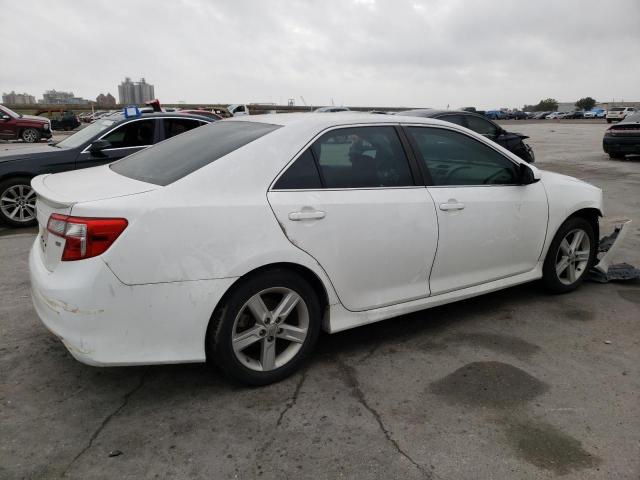 4T1BF1FK7EU457745 - 2014 TOYOTA CAMRY L WHITE photo 3