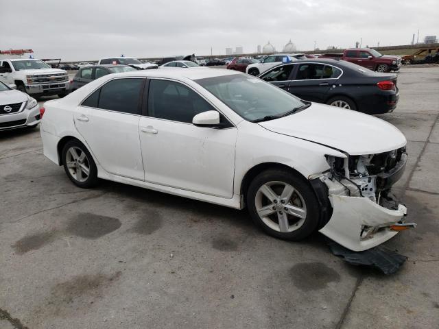 4T1BF1FK7EU457745 - 2014 TOYOTA CAMRY L WHITE photo 4