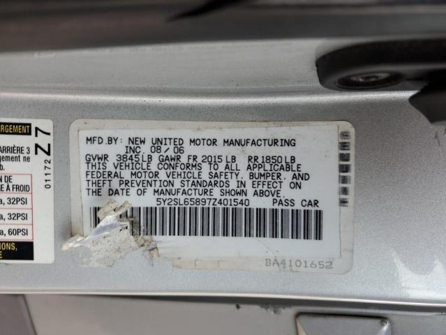 5Y2SL65897Z401540 - 2007 PONTIAC VIBE SILVER photo 13