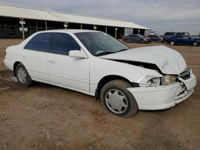 4T1BG22K6YU748797 - 2000 TOYOTA CAMRY CE WHITE photo 4