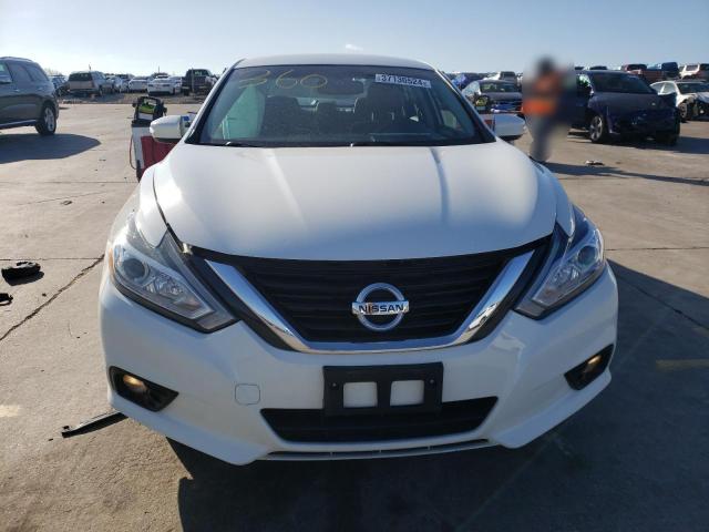 1N4AL3AP3JC159528 - 2018 NISSAN ALTIMA 2.5 WHITE photo 5