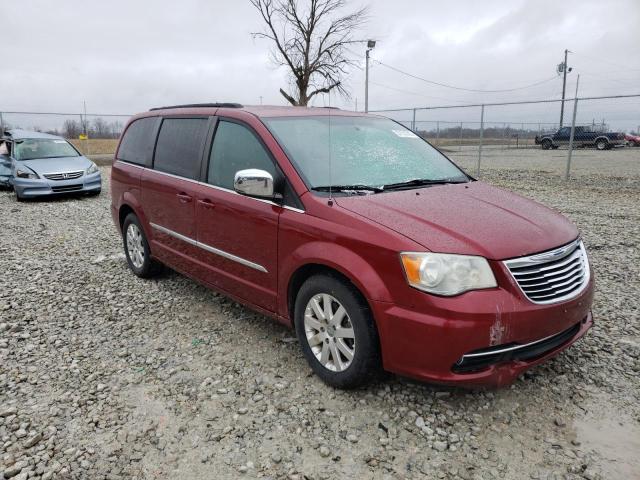 2C4RC1CG1CR181584 - 2012 CHRYSLER TOWN & COU TOURING L RED photo 4