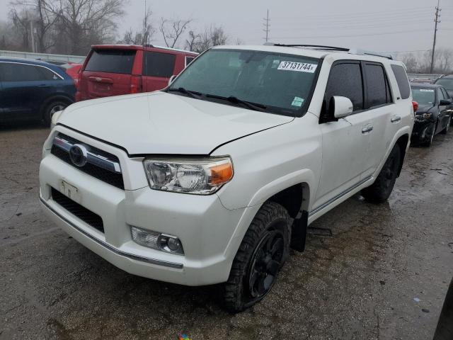 JTEBU5JR0D5118173 - 2013 TOYOTA 4RUNNER SR5 WHITE photo 1