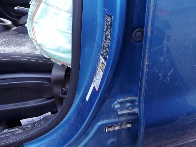 KNDJP3A57G7356684 - 2016 KIA SOUL + BLUE photo 12