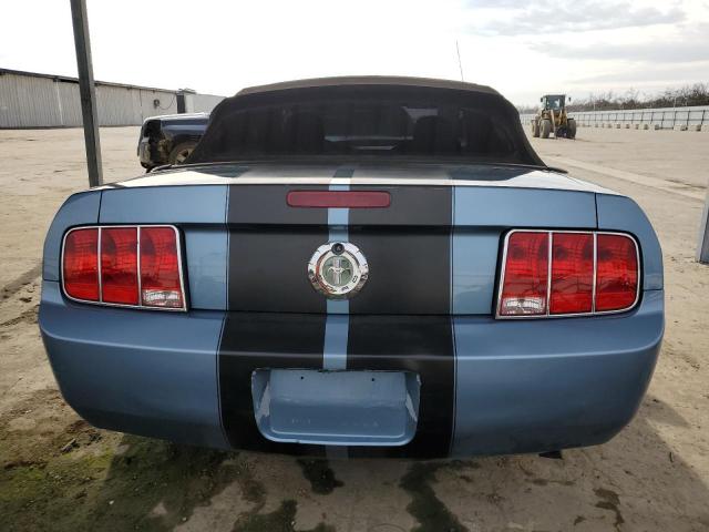 1ZVFT84N655221504 - 2005 FORD MUSTANG BLUE photo 6