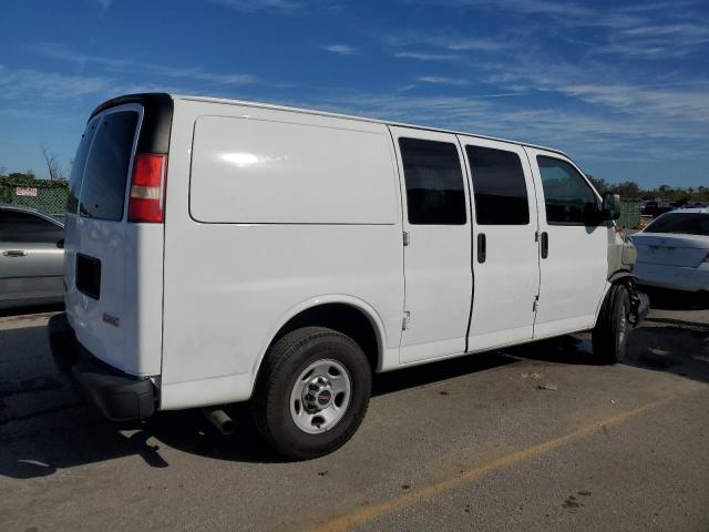 1GTW7FCG7F1117451 - 2015 GMC SAVANA G2500 WHITE photo 3