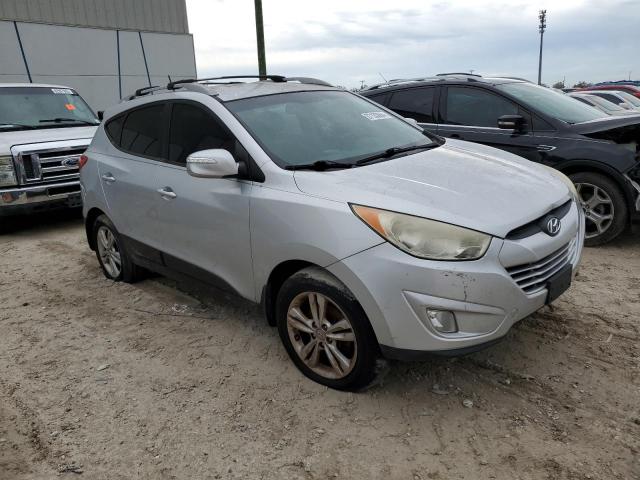 KM8JU3AC1DU658276 - 2013 HYUNDAI TUCSON GLS SILVER photo 4