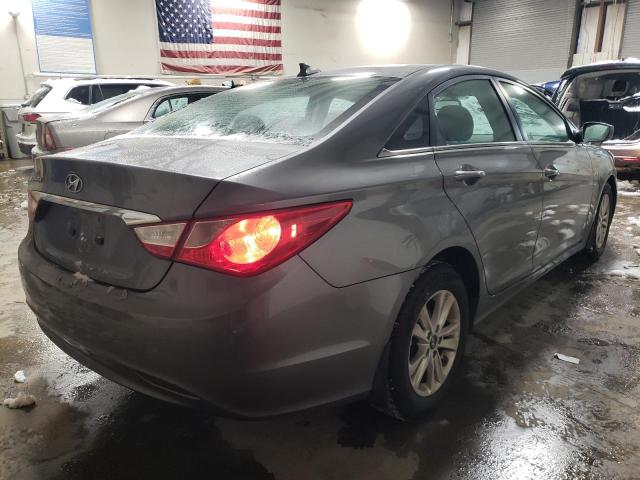 5NPEB4AC3DH556411 - 2013 HYUNDAI SONATA GLS GRAY photo 3