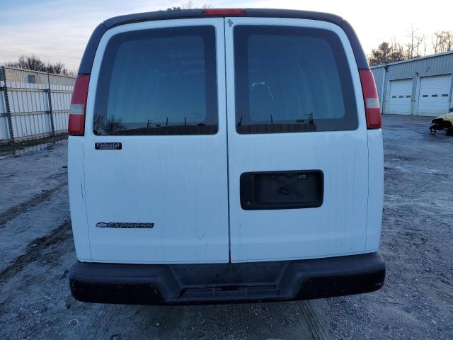 1GCFG15XX91111874 - 2009 CHEVROLET EXPRESS G1 WHITE photo 6