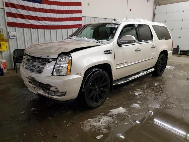 1GYS4HEF8DR124425 - 2013 CADILLAC ESCALADE ESV LUXURY WHITE photo 1