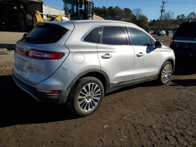 5LMCJ3C93HUL16379 - 2017 LINCOLN MKC RESERVE SILVER photo 3