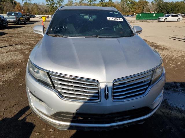 5LMCJ3C93HUL16379 - 2017 LINCOLN MKC RESERVE SILVER photo 5