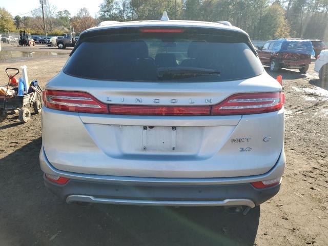5LMCJ3C93HUL16379 - 2017 LINCOLN MKC RESERVE SILVER photo 6