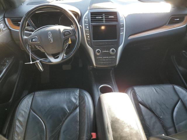 5LMCJ3C93HUL16379 - 2017 LINCOLN MKC RESERVE SILVER photo 8