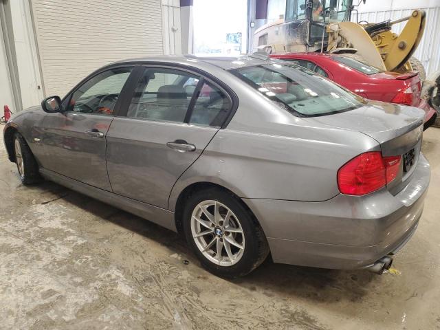 WBAPK7C57AA461987 - 2010 BMW 328 XI GRAY photo 2