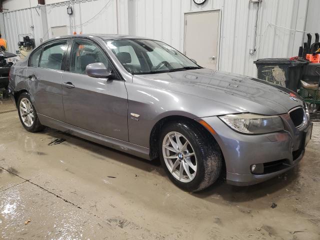 WBAPK7C57AA461987 - 2010 BMW 328 XI GRAY photo 4