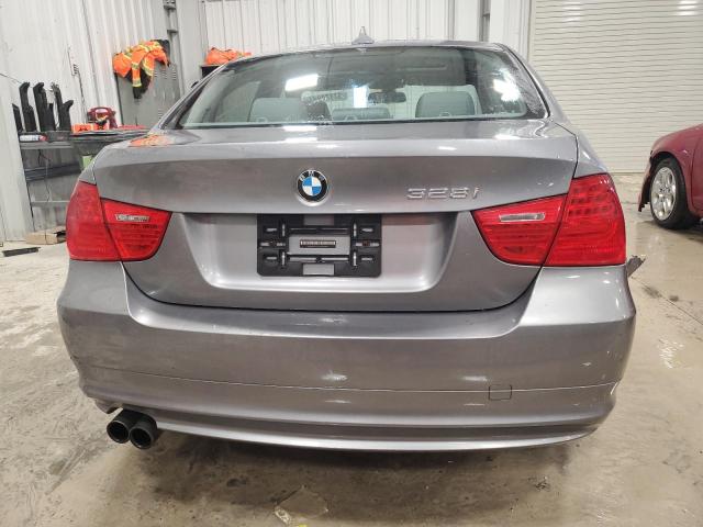 WBAPK7C57AA461987 - 2010 BMW 328 XI GRAY photo 6