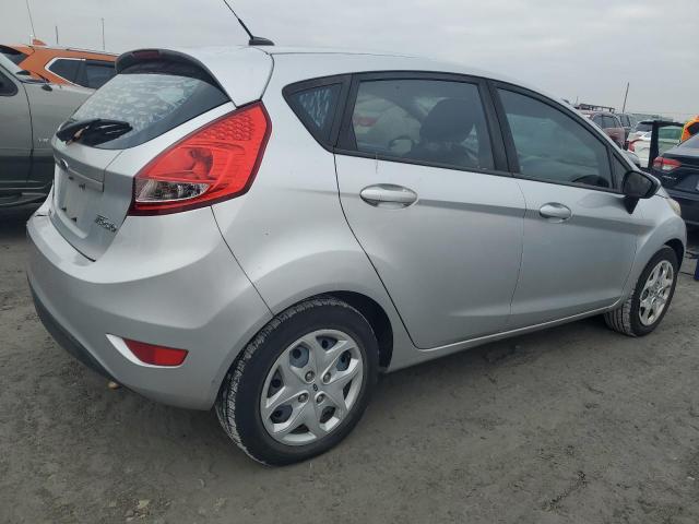 3FADP4EJ1CM140863 - 2012 FORD FIESTA SE GRAY photo 3