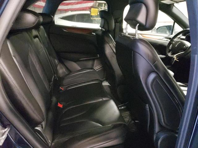 5LMCJ3C96HUL71859 - 2017 LINCOLN MKC RESERVE BLUE photo 10