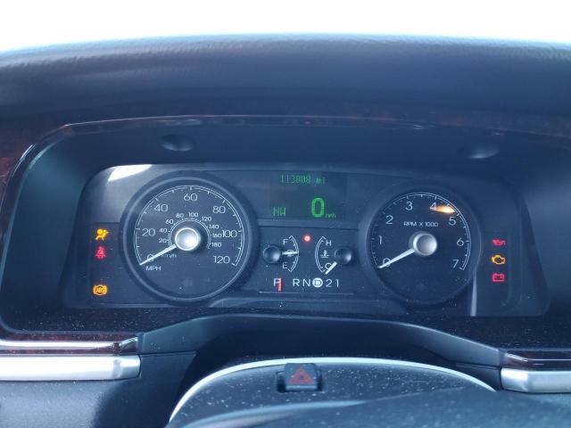 2L1FL8JW2BX761343 - 2011 LINCOLN TOWN CAR EXECUTIVE GREEN photo 9