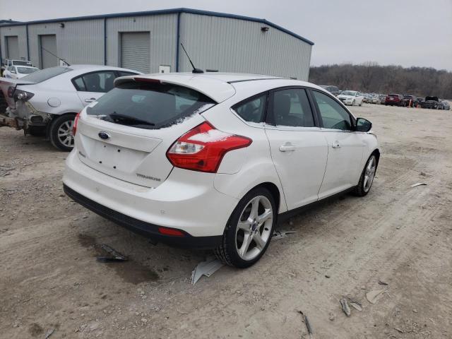 1FAHP3N29CL119670 - 2012 FORD FOCUS TITANIUM WHITE photo 3