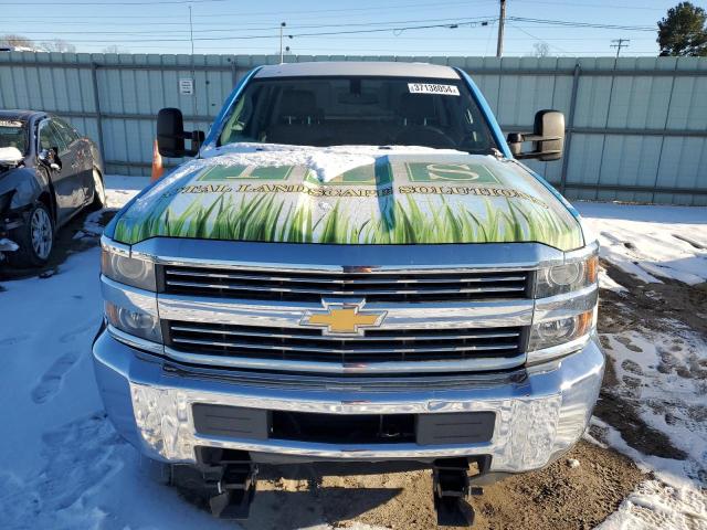 1GC1KUEG9FF673922 - 2015 CHEVROLET SILVERADO K2500 HEAVY DUTY WHITE photo 5