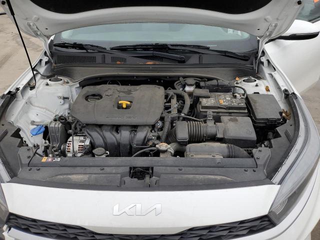 3KPF24AD5PE514893 - 2023 KIA FORTE LX WHITE photo 11