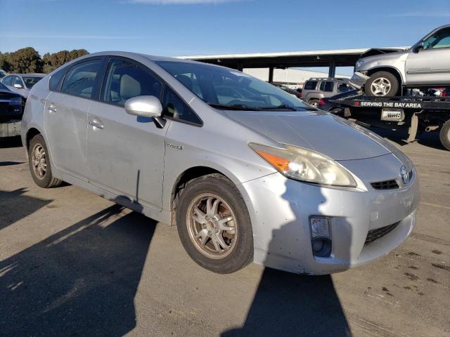 JTDKN3DU2B1458306 - 2011 TOYOTA PRIUS SILVER photo 4