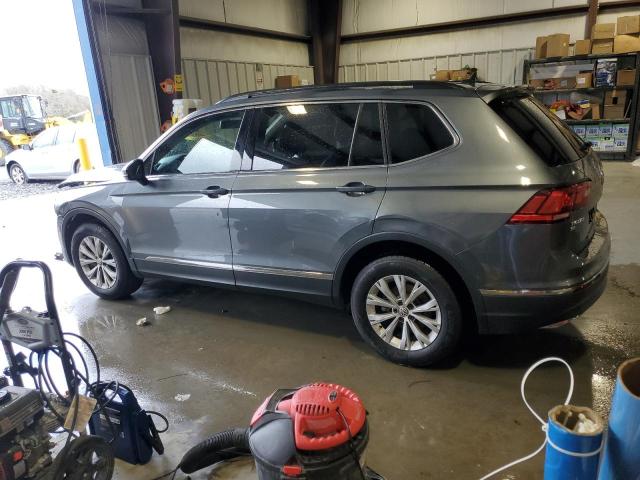 3VV2B7AX9JM042111 - 2018 VOLKSWAGEN TIGUAN SE GRAY photo 2