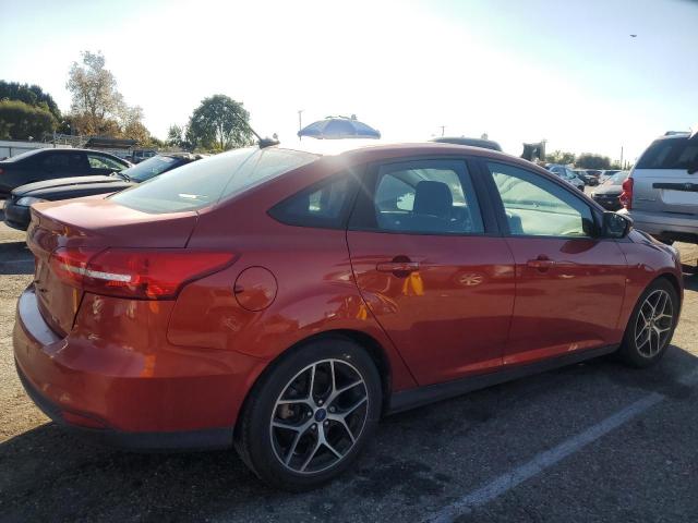 1FADP3H27JL313377 - 2018 FORD FOCUS SEL RED photo 3