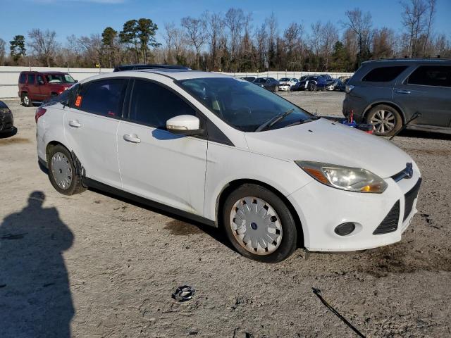 1FADP3F26DL257908 - 2013 FORD FOCUS SE WHITE photo 4