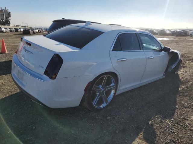 2C3CCAEG3JH269921 - 2018 CHRYSLER 300 LIMITED WHITE photo 3