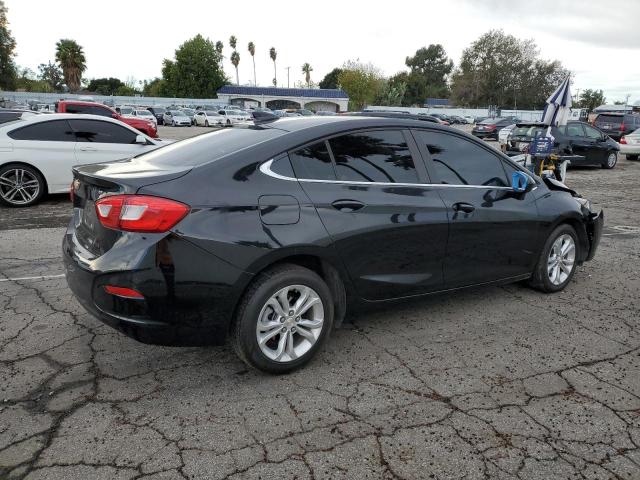 1G1BE5SM4K7145018 - 2019 CHEVROLET CRUZE LT BLACK photo 3