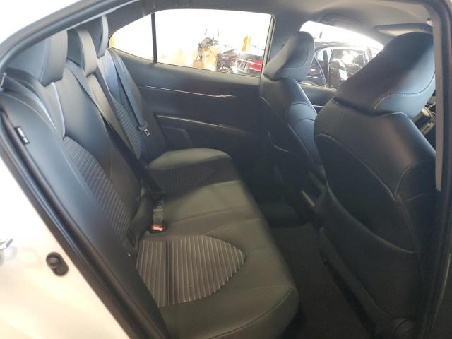 4T1G31AK3PU619640 - 2023 TOYOTA CAMRY SE NIGHT SHADE WHITE photo 10