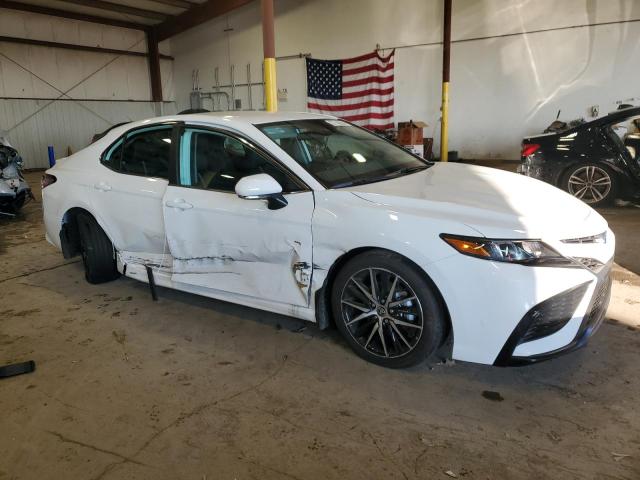 4T1G31AK3PU619640 - 2023 TOYOTA CAMRY SE NIGHT SHADE WHITE photo 4