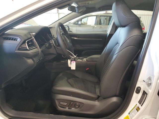 4T1G31AK3PU619640 - 2023 TOYOTA CAMRY SE NIGHT SHADE WHITE photo 7