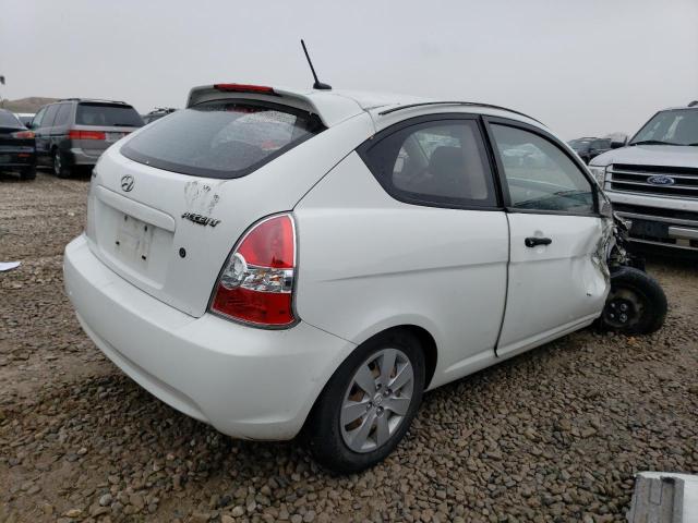 KMHCM36C99U130395 - 2009 HYUNDAI ACCENT GS WHITE photo 3