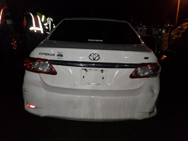 2T1BU4EE0BC571392 - 2011 TOYOTA COROLLA BASE WHITE photo 6
