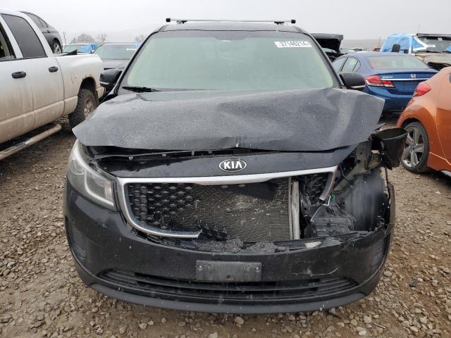 KNDMB5C1XH6313160 - 2017 KIA SEDONA LX BLACK photo 5