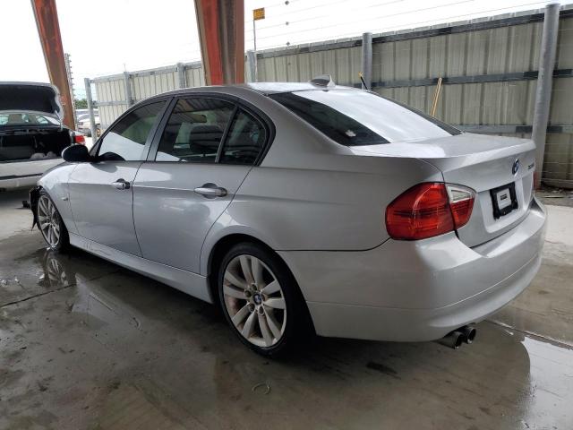 WBAVA37538NL50417 - 2008 BMW 328 I SILVER photo 2