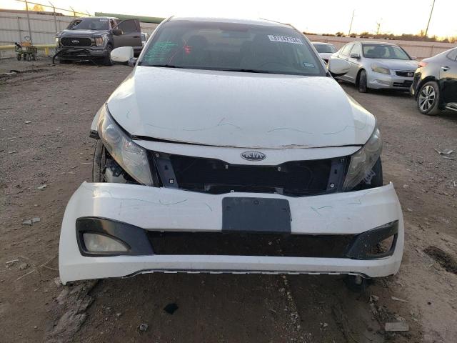 5XXGM4A70DG245309 - 2013 KIA OPTIMA LX WHITE photo 5