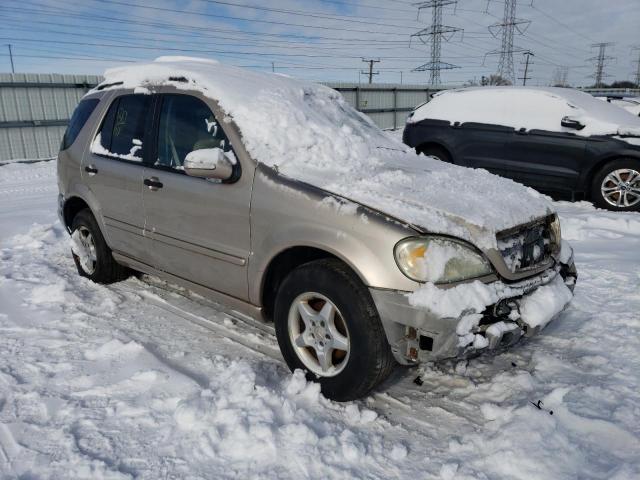 4JGAB54E32A357134 - 2002 MERCEDES-BENZ ML320 320 BEIGE photo 4