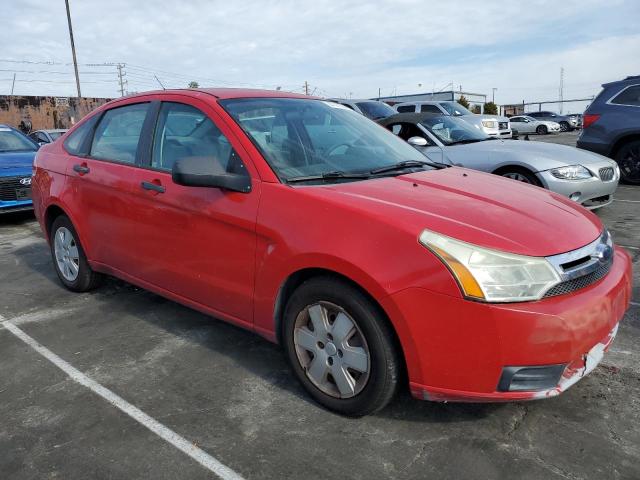 1FAHP34N98W293644 - 2008 FORD FOCUS S/SE RED photo 4